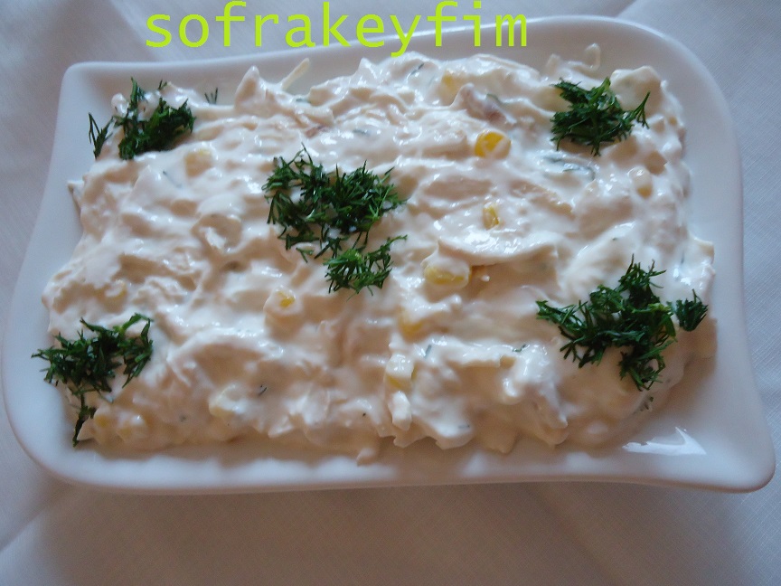 SOFRA KEYFİM SÜZME YOĞURTLU TAVUK SALATASI