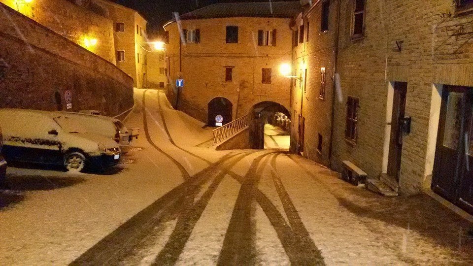 neve notturna a Treia 8 febbraio 2015
