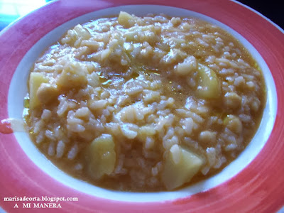 Arroz Con Bacalao, Patatas Y Garbanzos
