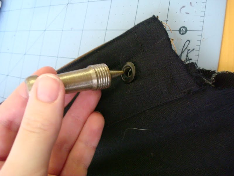 Steam Ingenious How to Insert Grommets