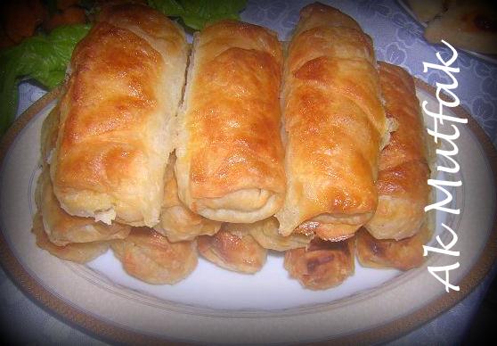 Ülkemizden ve Uzak Doğudan Nefis Yemek Tarifleri Buzluk böreğiPatatesli