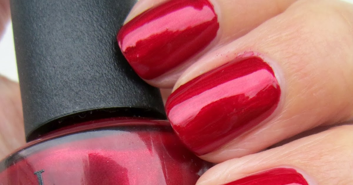 NAILTASTIC: OPI In My Santa Suit
