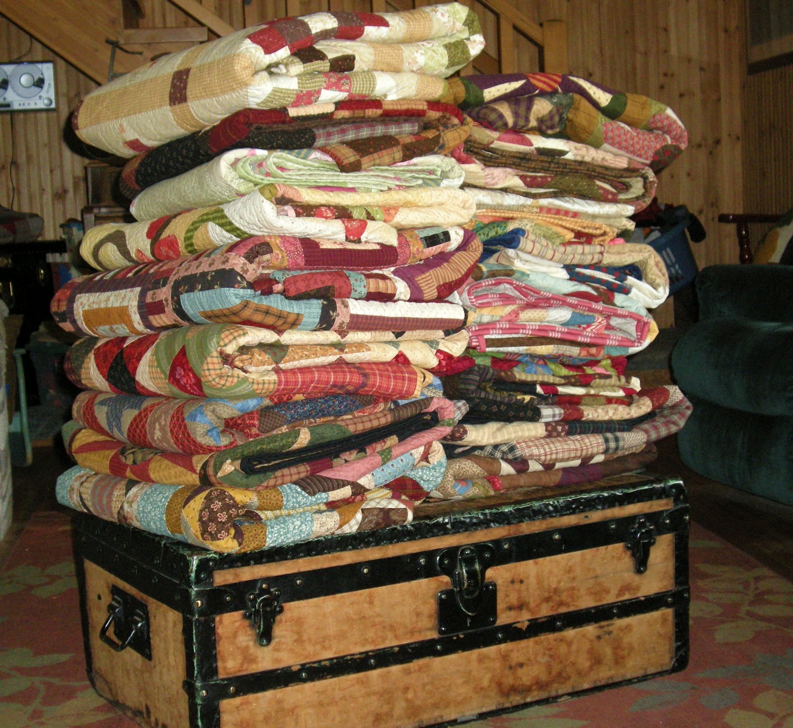 Quilty Folk Choosing Out the Best Quilts