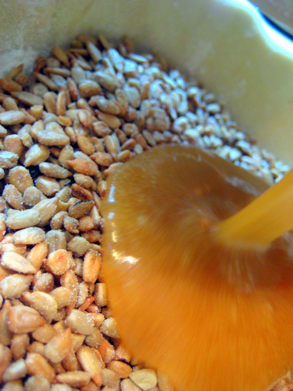 MISTY'S MORNINGS Sunflower Seed Caramel Pie {nutfree pecan pie}