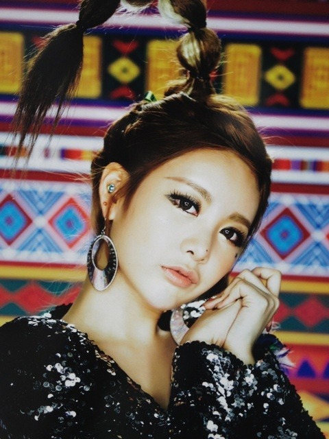 T-ara >> Album Japonés "Jewelry Box" - Página 7 Tara+japanese+single+yayaya+scans+%252811%2529