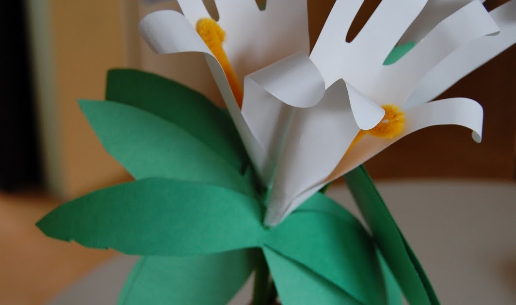 Preschool Crafts for Kids* Easter/Mother's Day Hand print Lily Craft