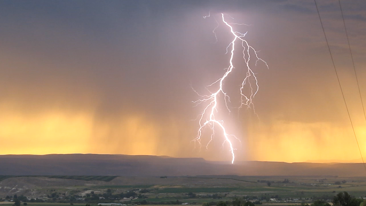 Idaho Storm Troopers beautiful electric lightning storm in marsing idaho