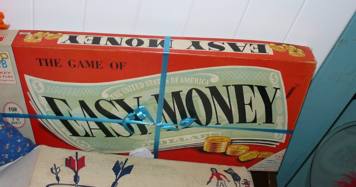 SCRANBERRY COOP Vintage Board Game, Easy Money, Milton Bradley 1956