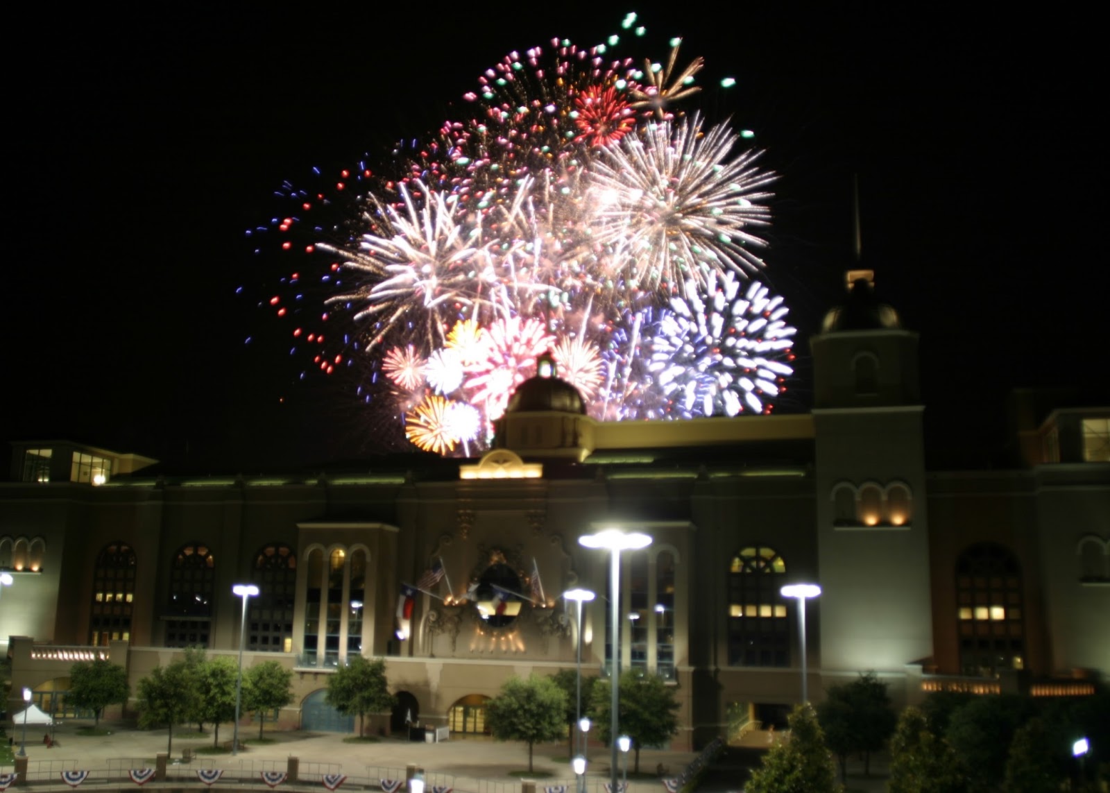 Best Places to Watch Fireworks in DFW for Independence Day 2013 Oh So