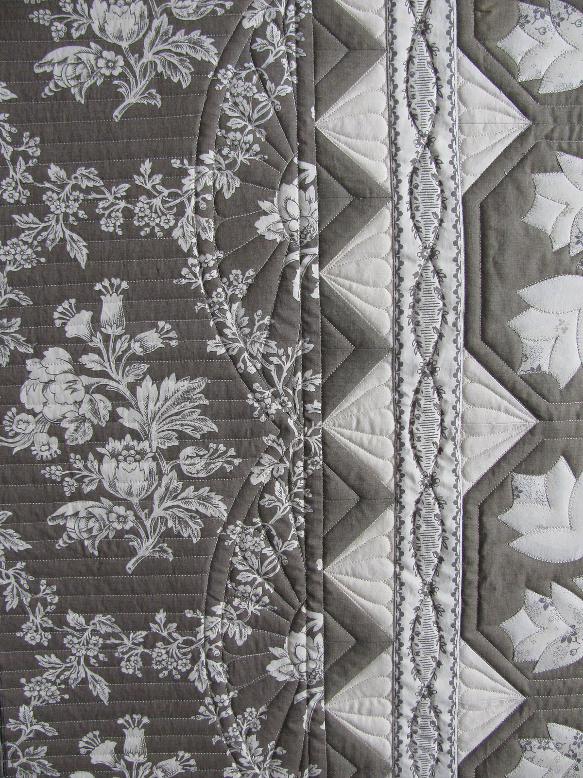 The Secret Life of Mrs. Meatloaf An elegant quilt and dead tastebuds