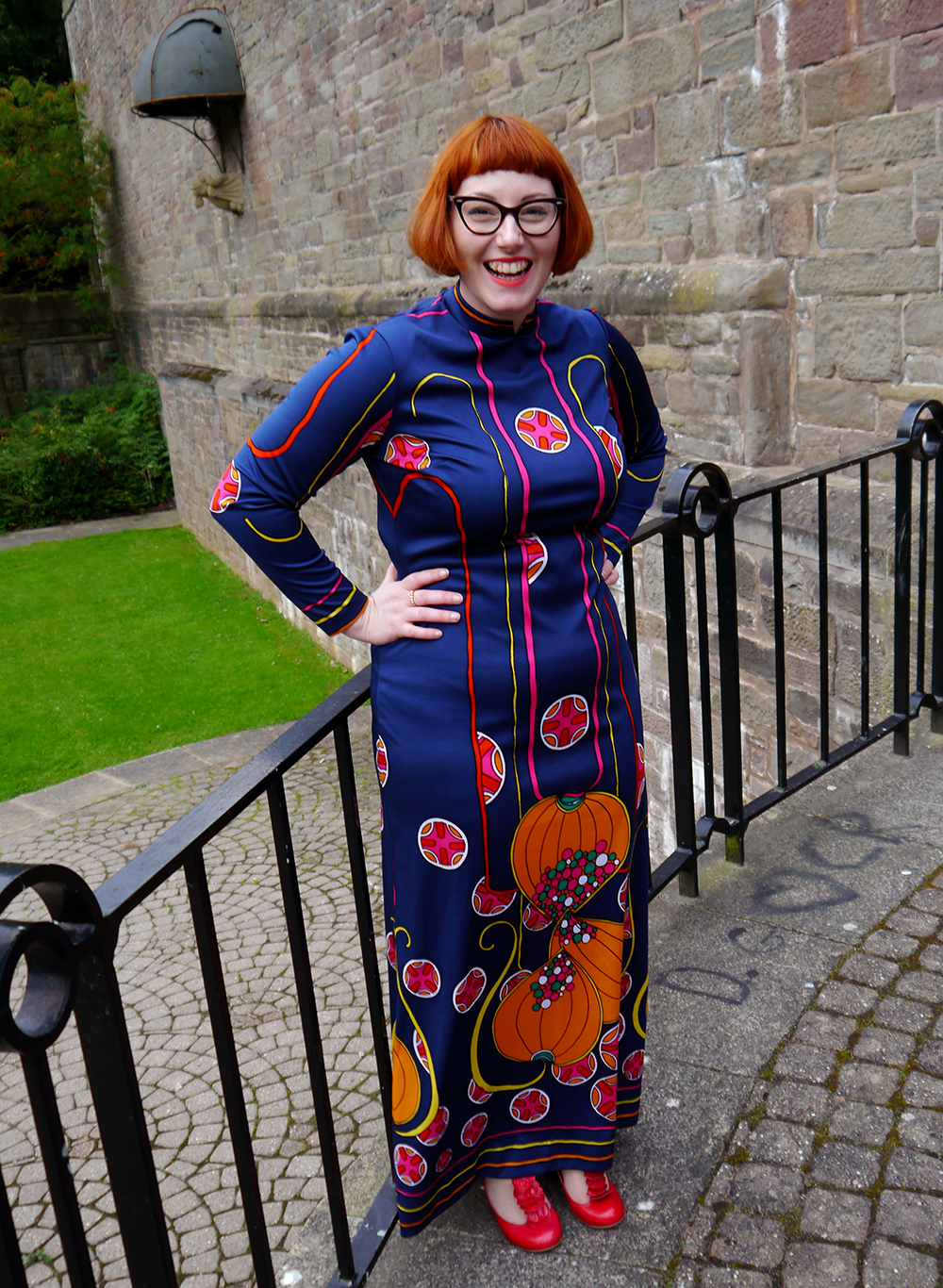 clashing prints, Scottish bloggers, 2015 round up, outfits of 2015, blogger style 2015, red head, ginger, vintage style glasses, vintage maxi dress, vintage style, Nicely Eclectic, Dundee vintage, patterned maxi dress