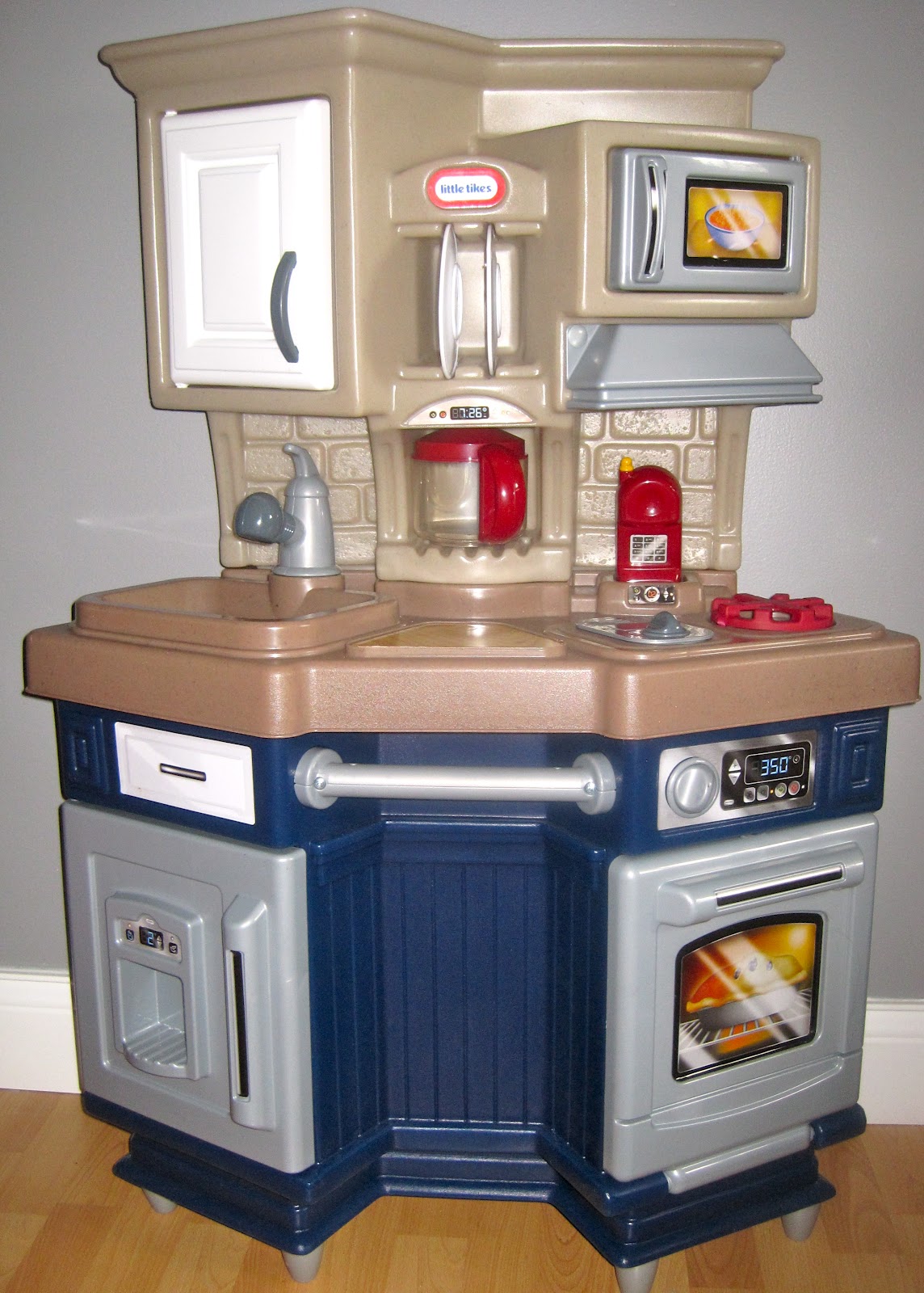 Kitchen colors with black appliances kitchen, little chef kitchen