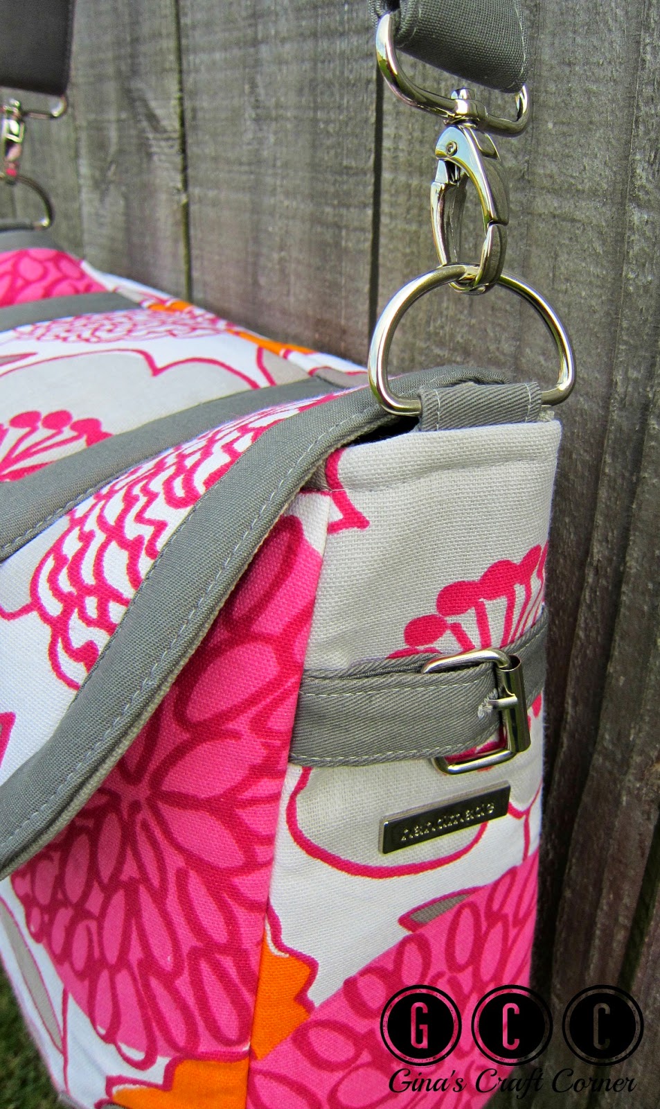Gina's Craft Corner Laptop AND iPad Bag in Fun Summer Colors