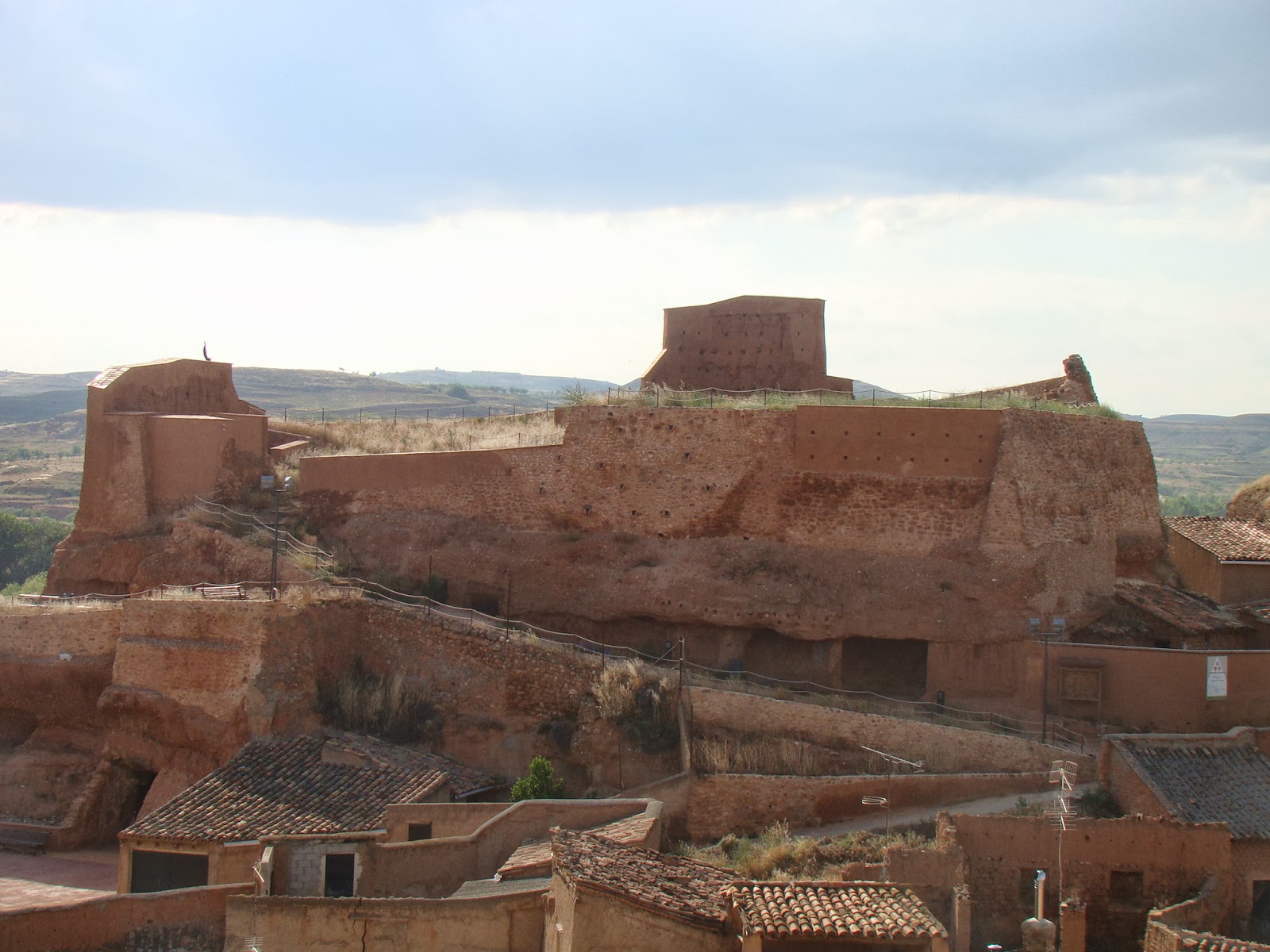 Castillos Españoles CASTILLO DE REY VILLARROYA DE LA SIERRA ZARAGOZA