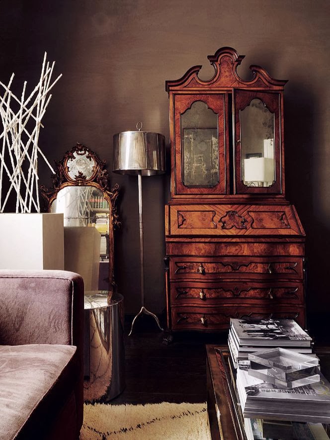 Number FiftyThree Mixing Antique with Modern in Home Decorating