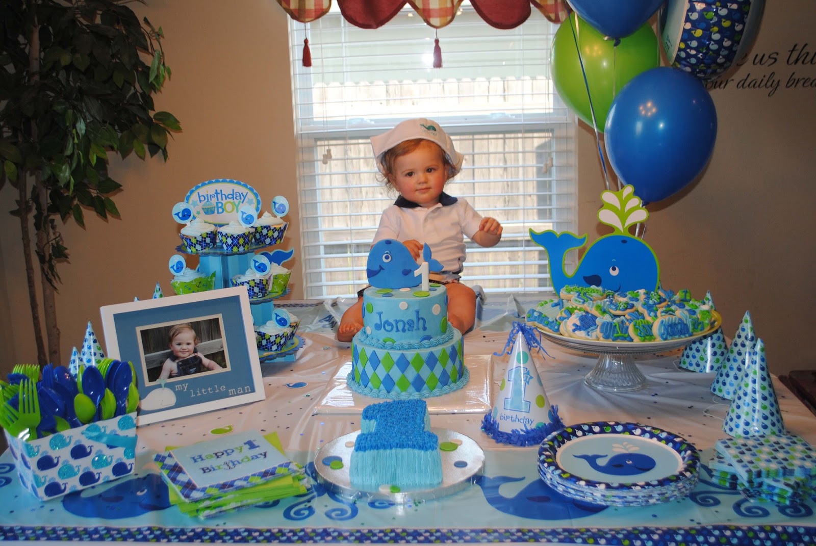 Candace S Cookie Creations Jonah S 1st Birthday Whale Party