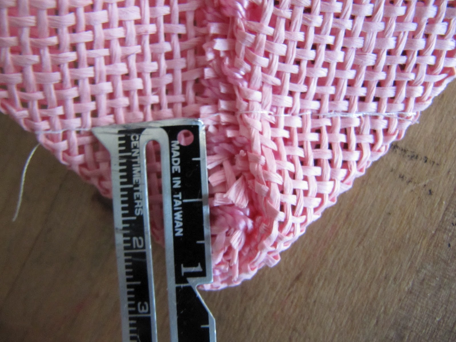 Sew Many Ways... Tool Time Tuesday...Placemat Easter Basket