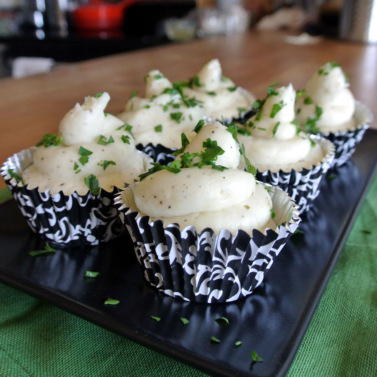 Mom, What's For Dinner? Garlic Mashed Potato Cupcakes