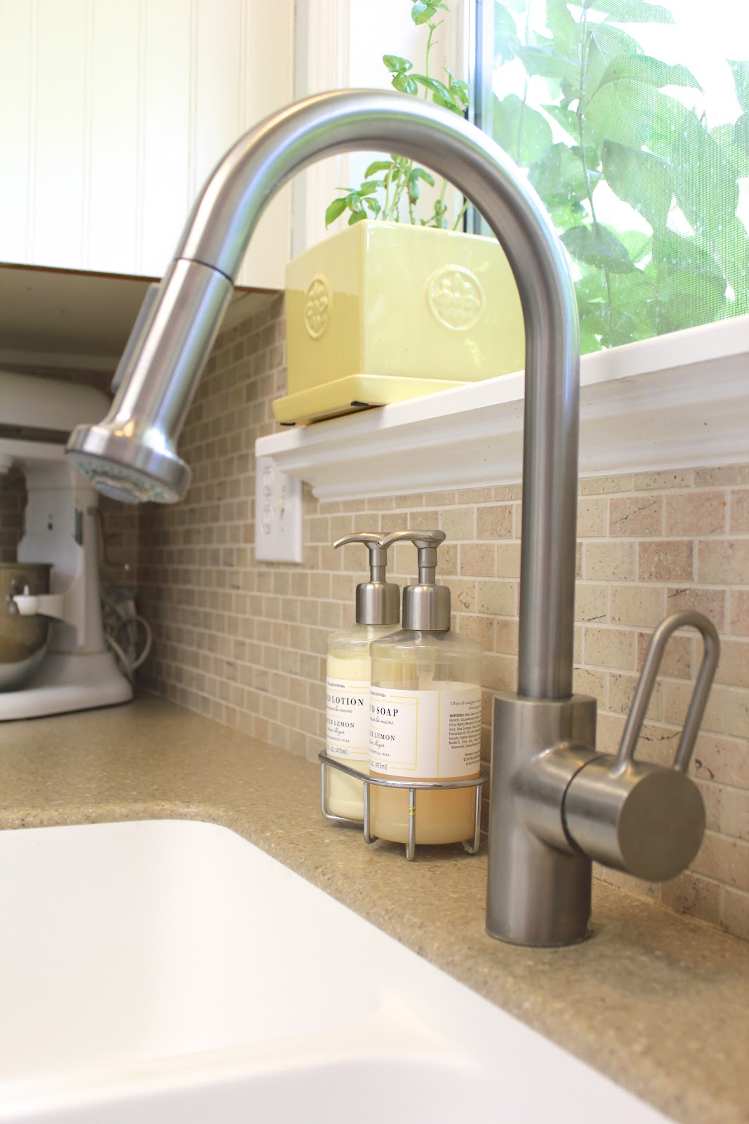everywhere beautiful : Kitchen Remodel: Big Results on a Not So everywhere beautiful : Kitchen Remodel: Big Results on a Not So