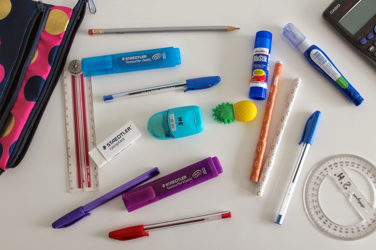 Zola What's In My Pencil Case