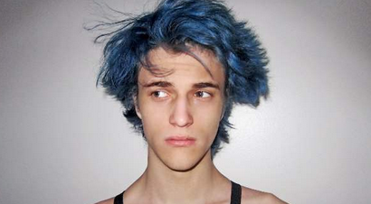 cabelos azuis masculino