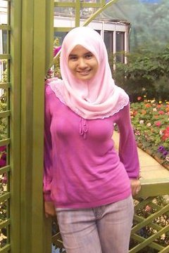 jilbab maya: mistake wearing hijab