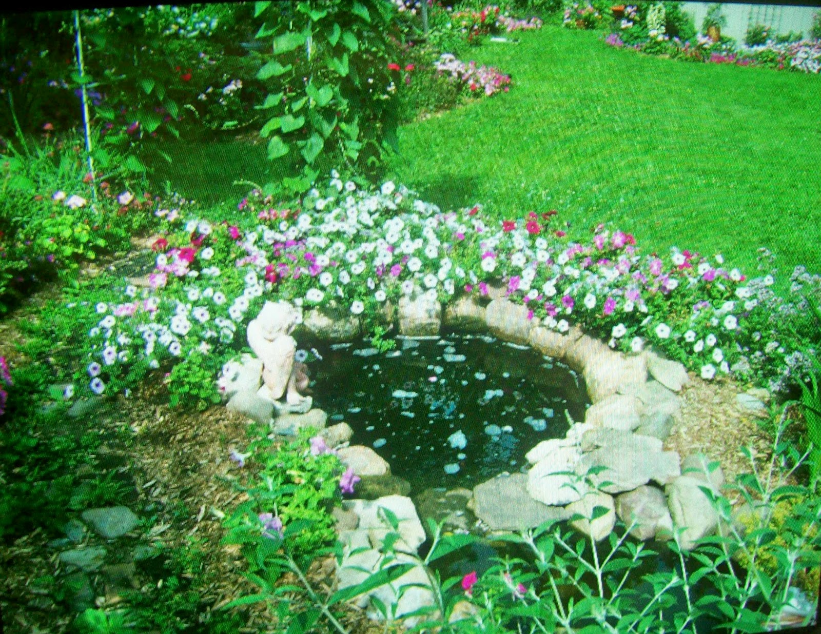 ~IndigoEarth and WildHeart Art Studios~: ~Fun & Funky Garden Art #2~