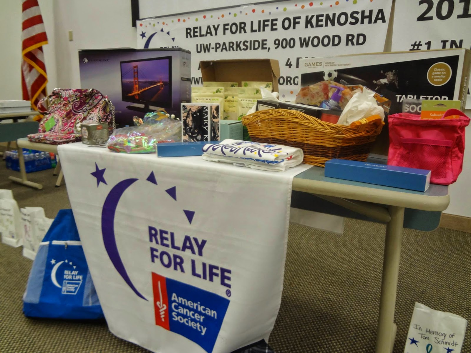 Silver Spoon Entertainment Live Event Excellence Since 1995! Kick