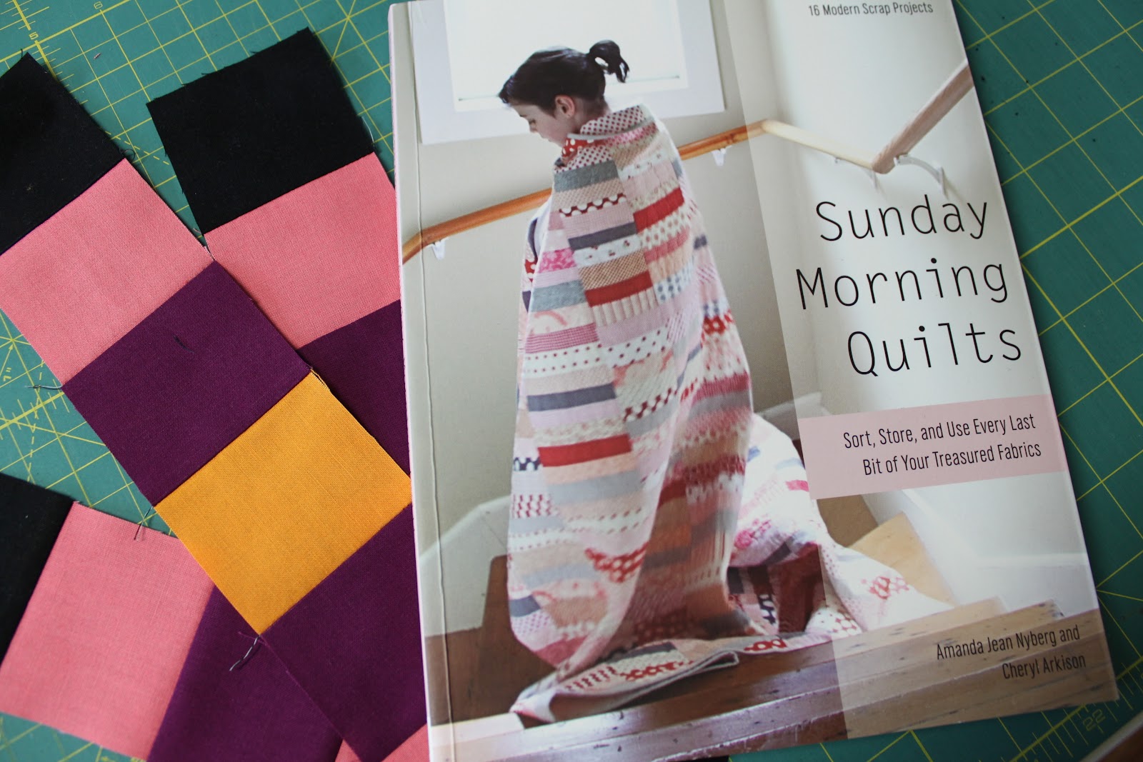 Live a Colorful Life Sunday Morning Quilts and Playing with Solids