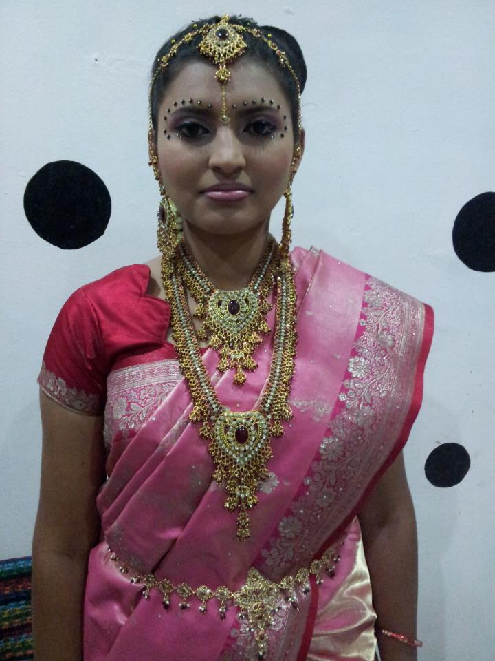 -De bridal & mehendi-: wedding make up without jadai malai