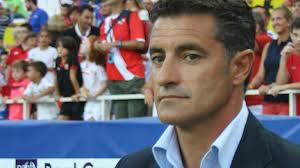 Míchel González, técnico del Olympiacos Míchel González, técnico del Olympiacos