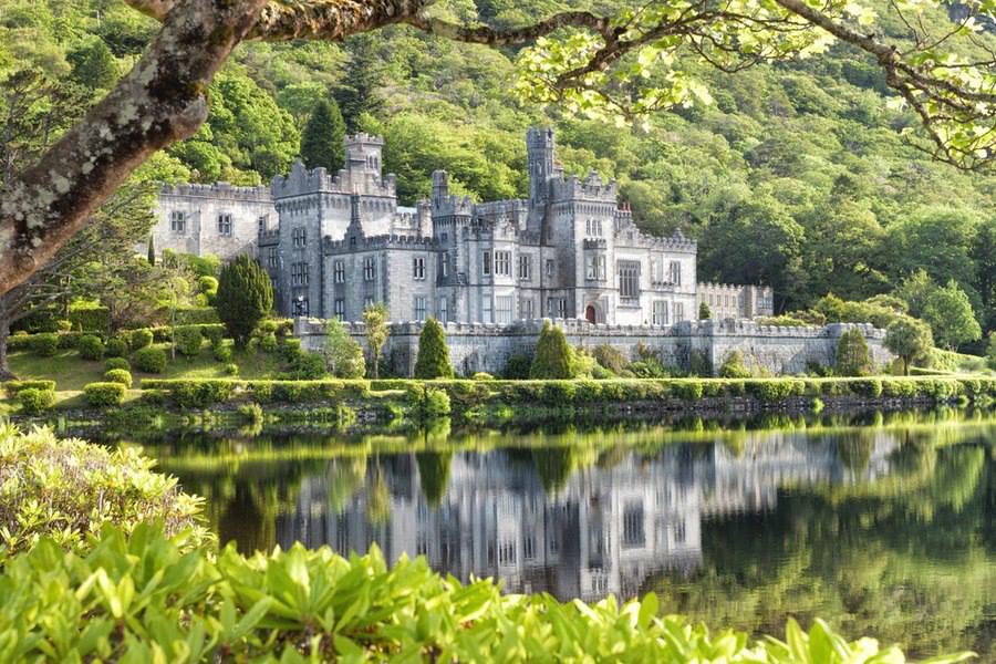Kylemore Abbey, Connemare, County Galway, Ireland Must See how To?
