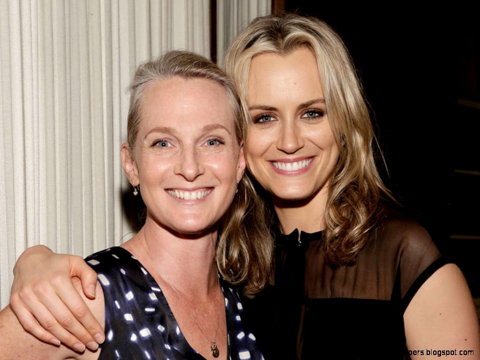 Orange Is the New Black Piper Kerman Wants Piper Chapman with Big Orange Is the New Black Piper Kerman Wants Piper Chapman with Big