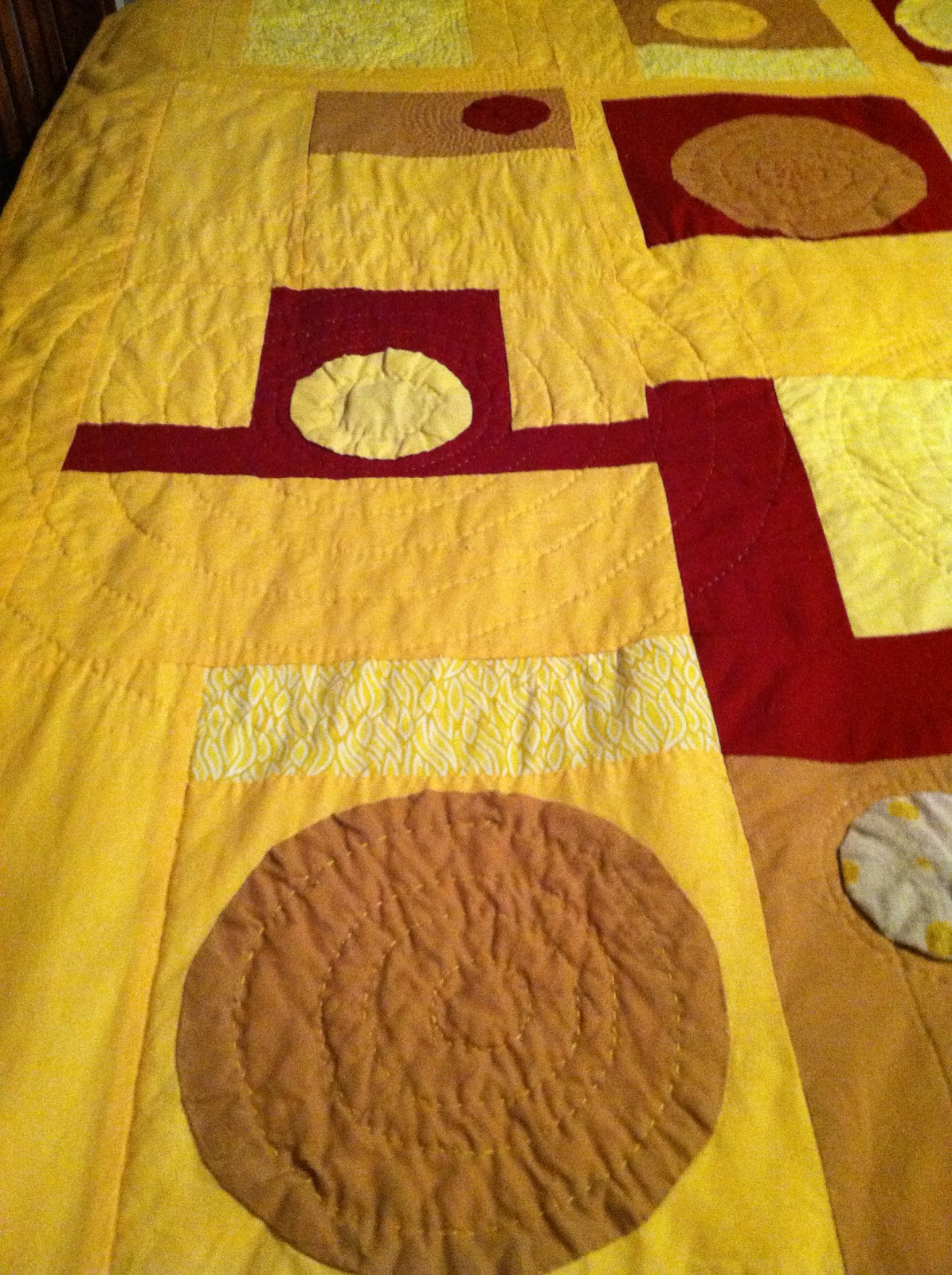 I Love Baby Quilts! Modern Circles and Squares Quilt