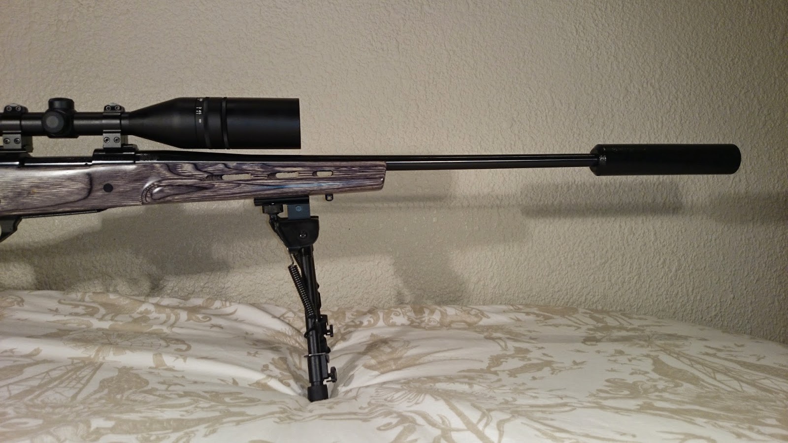 Hunter Hennie Silent Hunter Suppressors