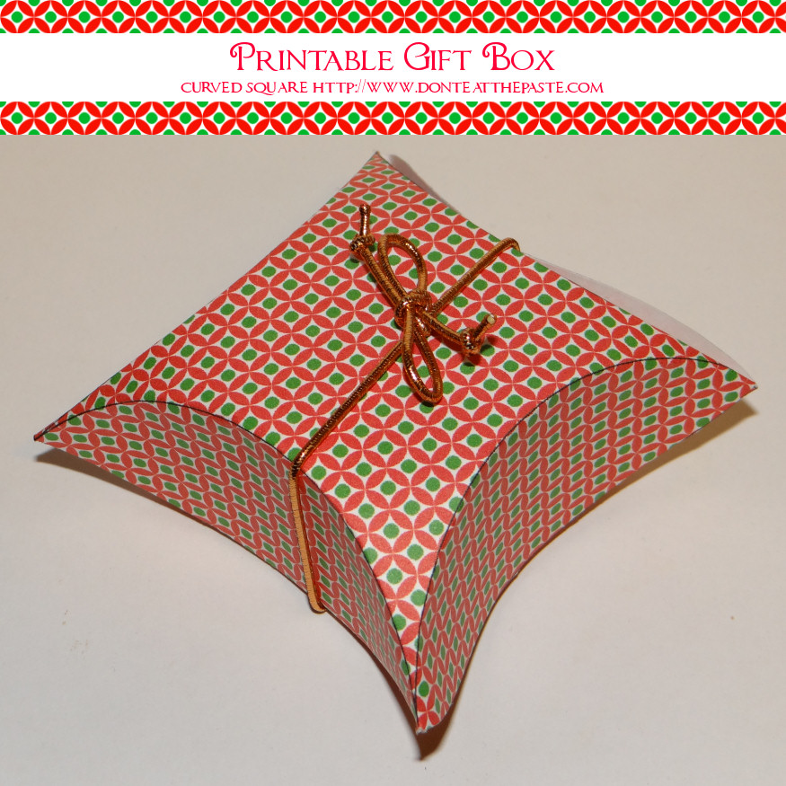 Don't Eat the Paste Christmas Gift Box Curved Square