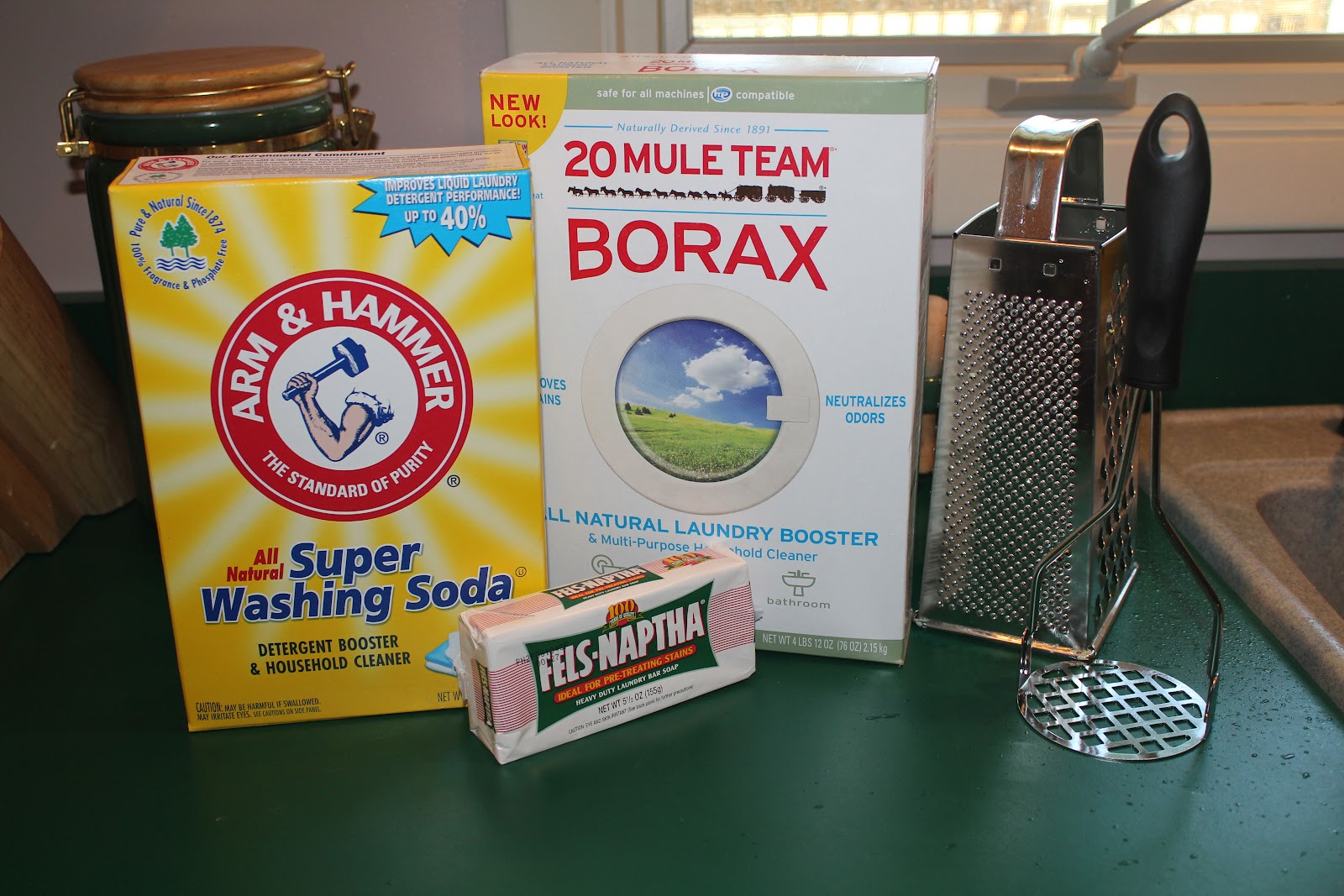 VitameatavegaMOM DIY Cheap, Easy Homemade Liquid Laundry Detergent