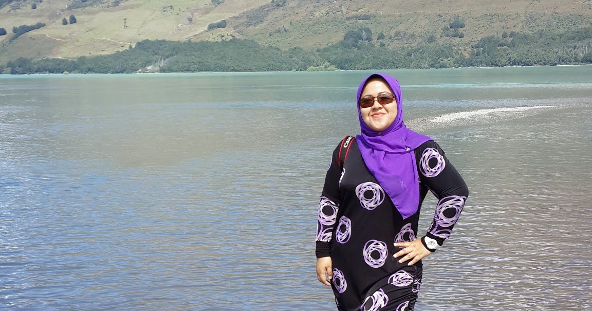 Curvy and Chic Lady's Story about Fashion and its Stuffs: Gaya Hijab
