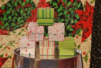 I Hold All The Cards: DIY Gift boxes and Christmas Treats