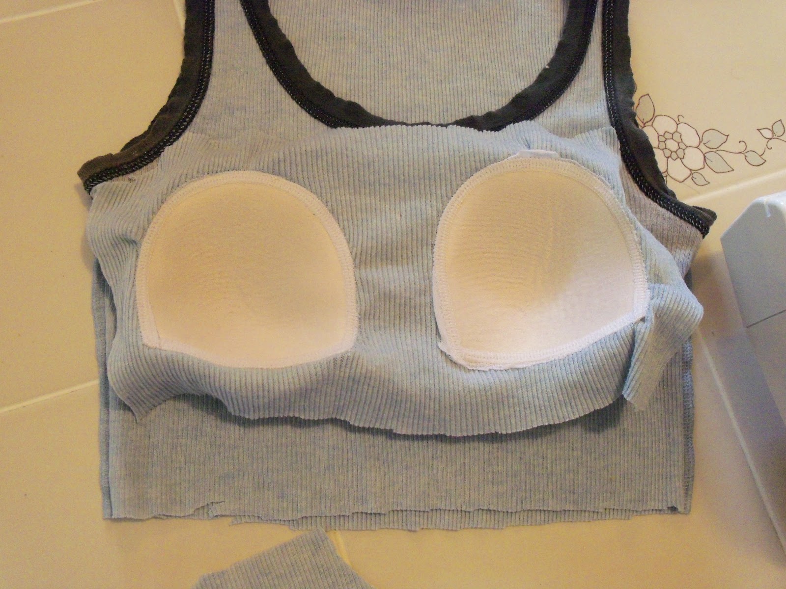A Little bit of My World My first tutorial! A DIY Sports Bra!