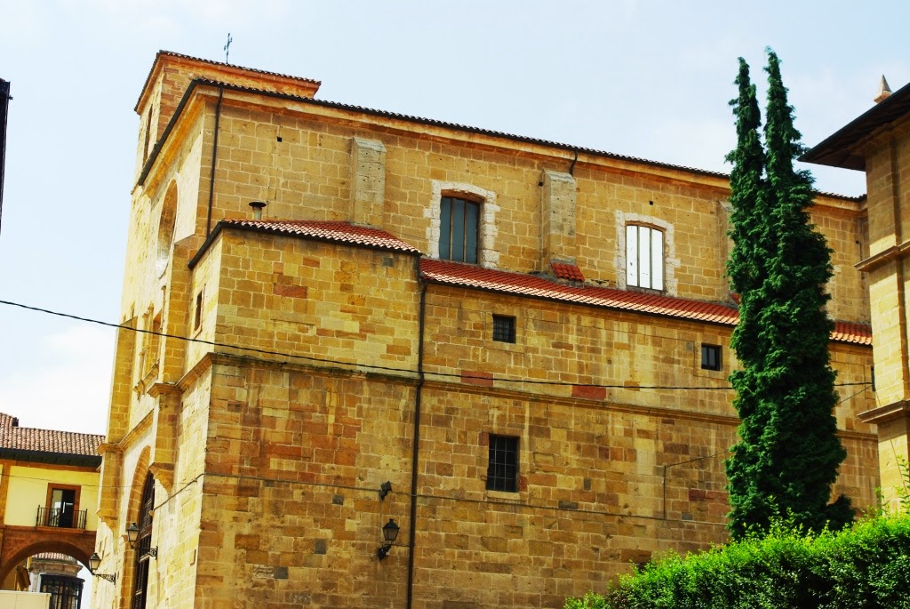 Foto de Iglesia de San Vicente en Villayón, Asturias