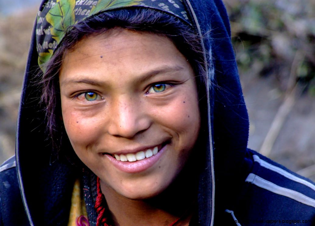 Green eyed girl from Nepal Green eyed girl from Nepal