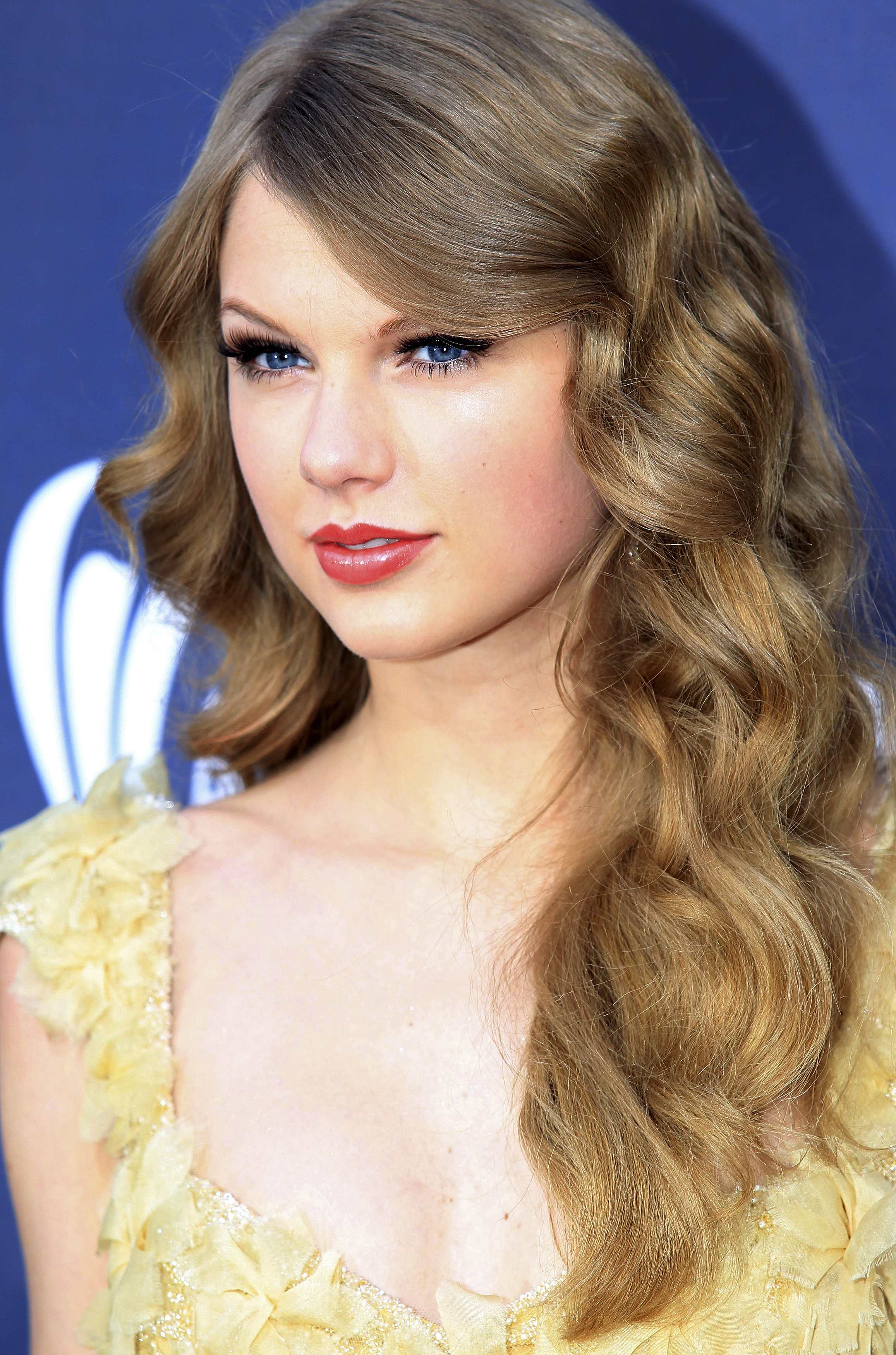 Female Singers: Taylor Swift pictures gallery (79)