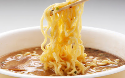 Bahaya Mengkonsumsi Mie Instan Bagi Kesehatan ~ Blog Kesehatan Bersama