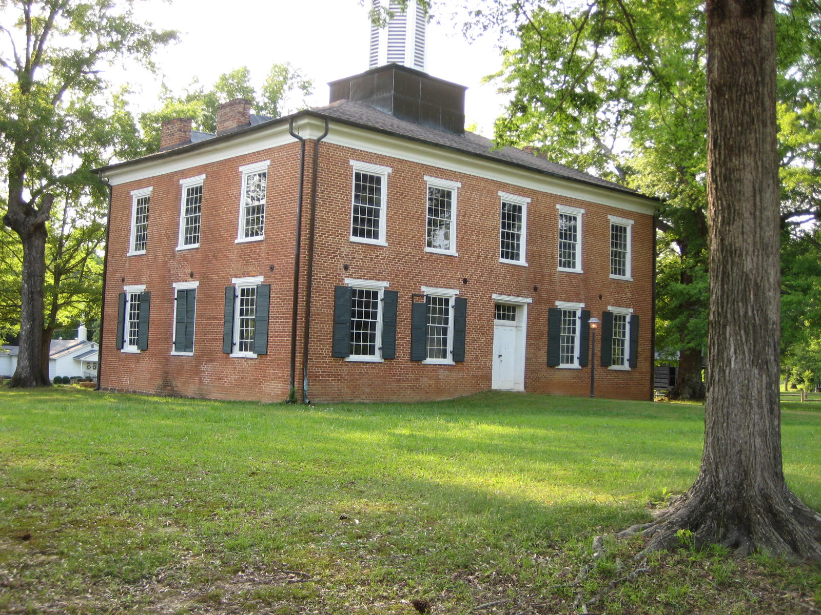 Tiny Travels Through Mississippi Red Bay, Jacinto