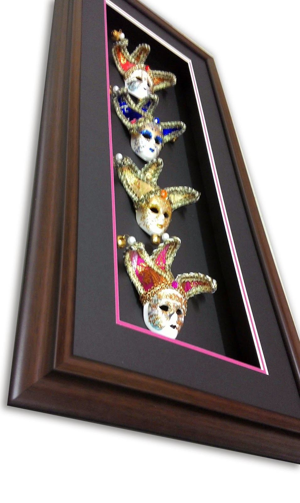 ArtBug Buzzing Decor Wall Mask