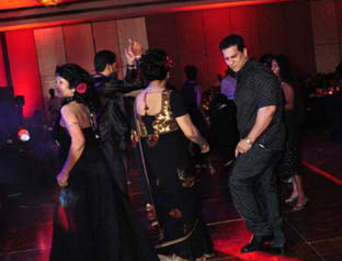 Duminda dancing at soma ediringhe party Duminda dancing at soma ediringhe party photo