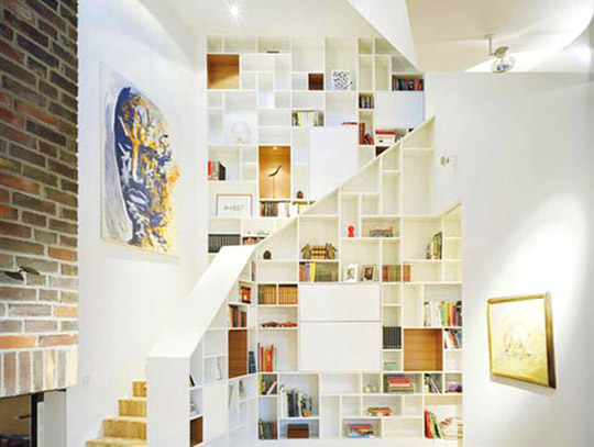 Cómo Usar el Espacio Bajo la Escalera | Ideas para decorar, diseñar y