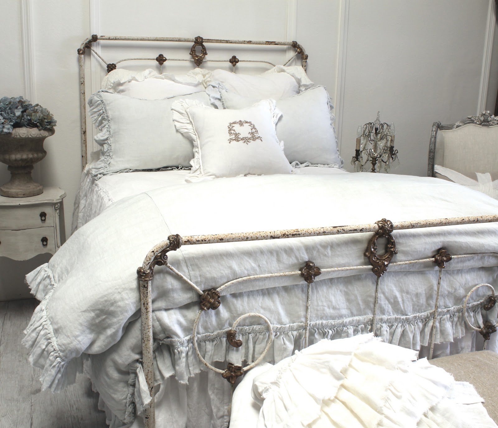 Full Bloom Cottage Linen Ruffle Bedding Soft and Organic....
