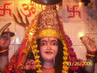 अष्टभुजी माँ दुर्गा
